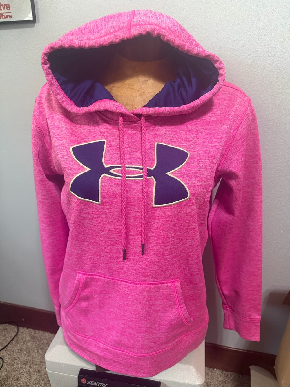 Under Armour Women's Medium Hot Pink Hoodie with Purple Logo
